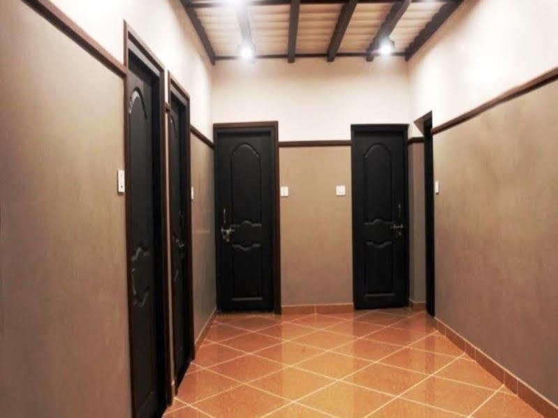 Hotel Icon Residency Kalpetta Esterno foto